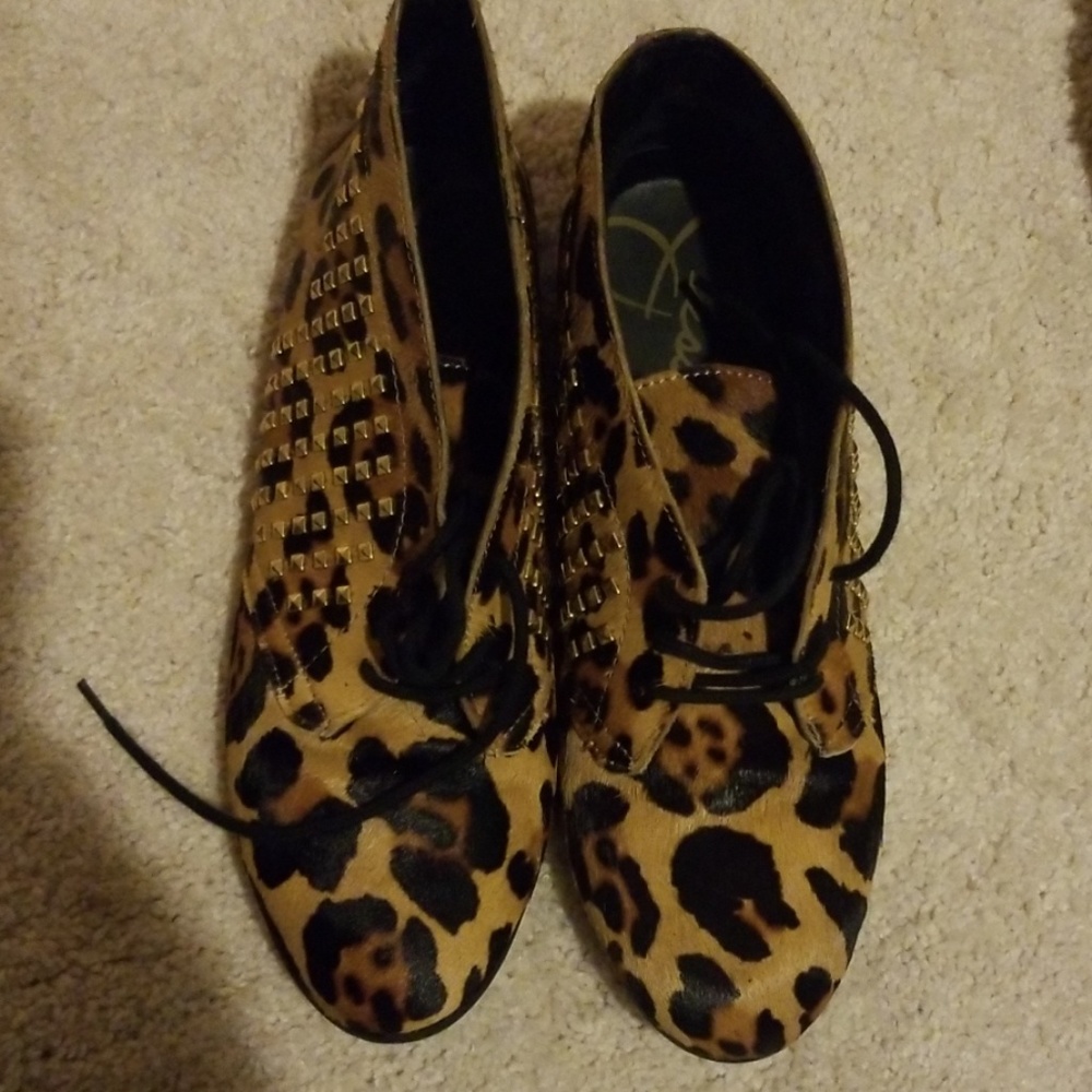 Shoes - Picture 4 of 4